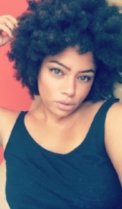  Joiya Cloud Founder & Creator of FROS & BEAUS, LLC IG: @xojoclo | @frosandbeaus