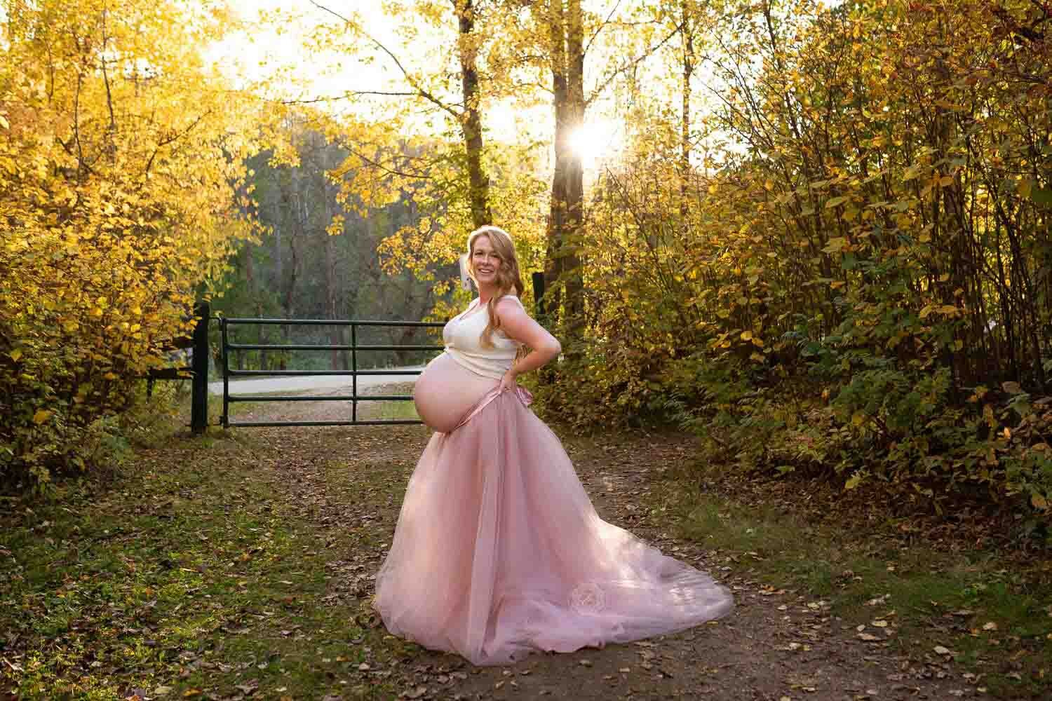 Edmonton-Maternity-Photographer-Twin.jpg