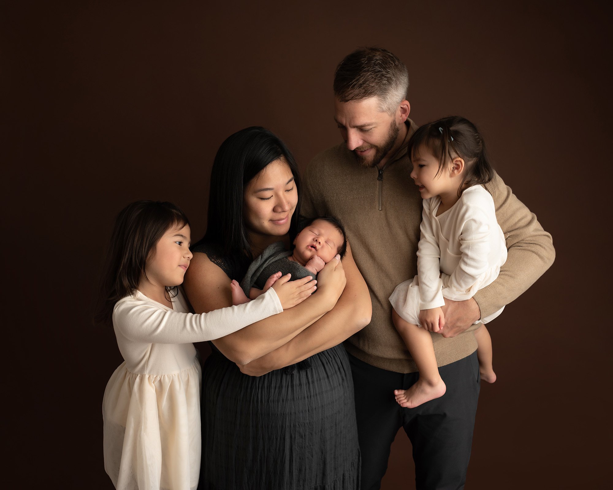 Edmonton-Newborn-Family-Photographer.jpg