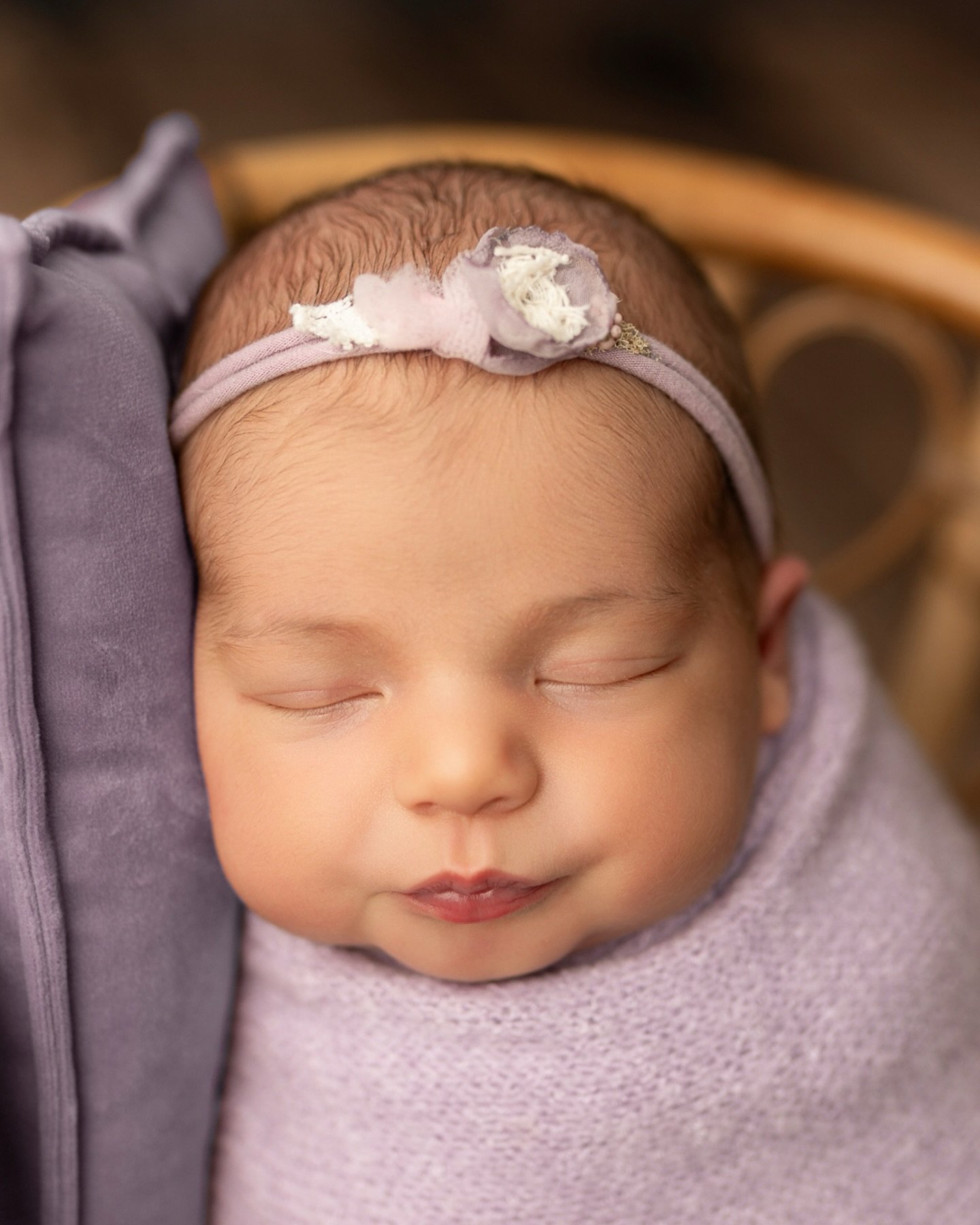 A little peek at Autumn&rsquo;s newborn session 🌸

#newbornphotos #posednewbornphotography #yegphotgrapher #babyphotos #sprucegrove