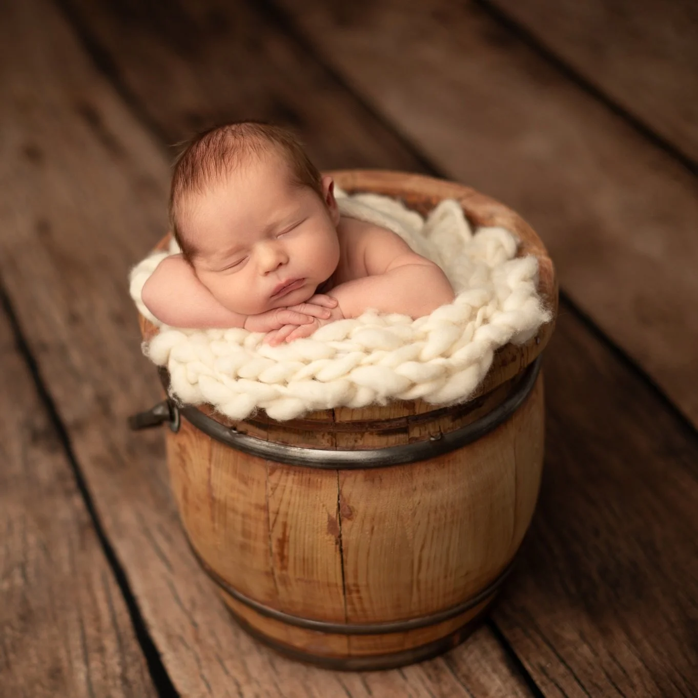 Baby Alexander is perfection ✨ so grateful to have photographed his newborn photos