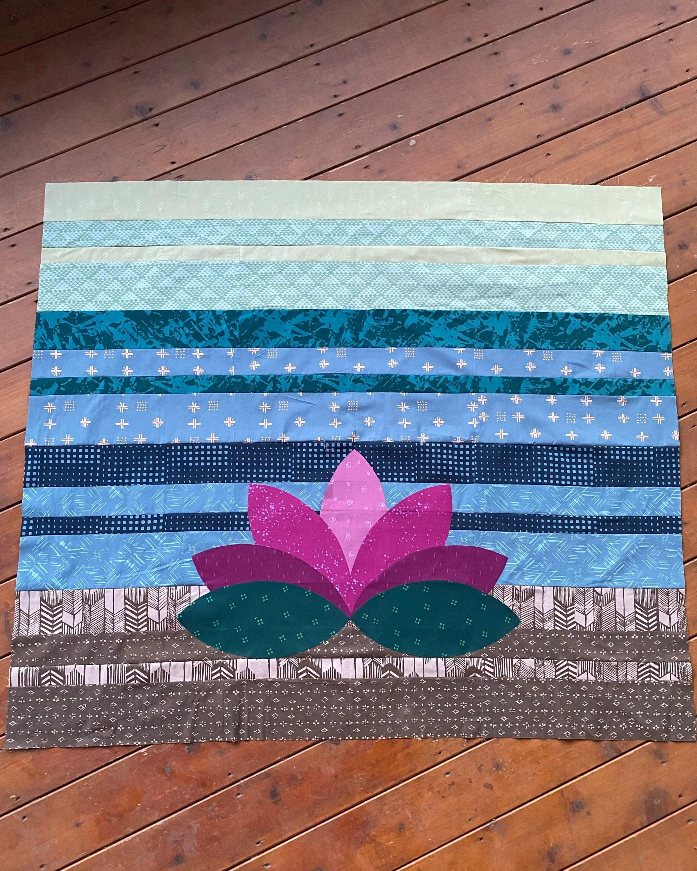Lotus Blossom Quilt Pattern! — WEFTY