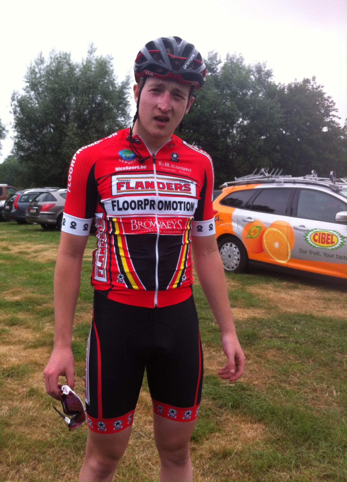 Sinaai race school ... avoided two crashes, smashed over two stretches of filthy Belgian cobbles each lap. 