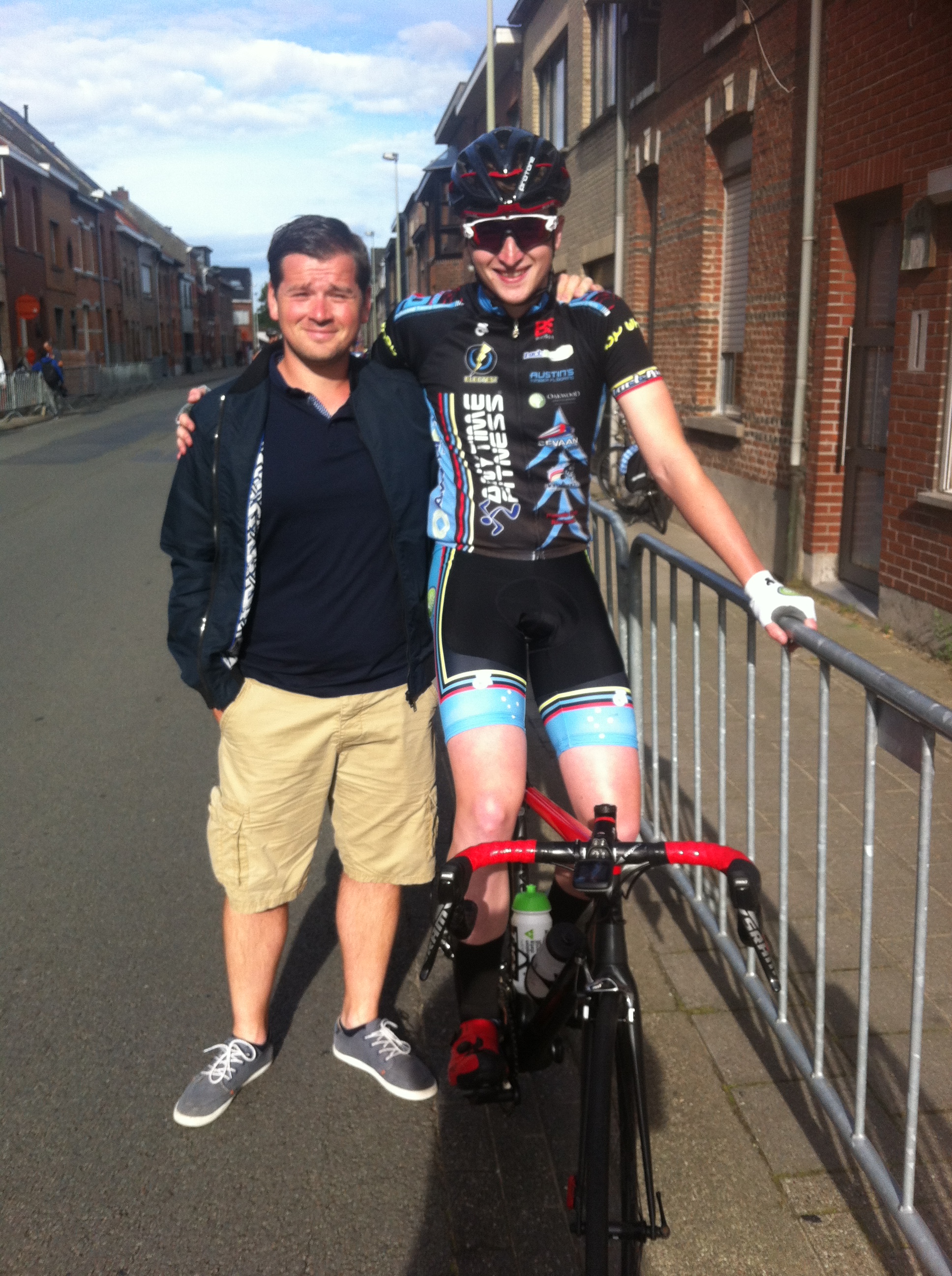 Maarten Verhulst & Conor at Beveren. Maarten is not only the Race Director at the Velle race on August 16 (Conor's last race) but kindly assisted with getting the WAOD licence at short notice, provided lunch and a hot shower afterwards. 
