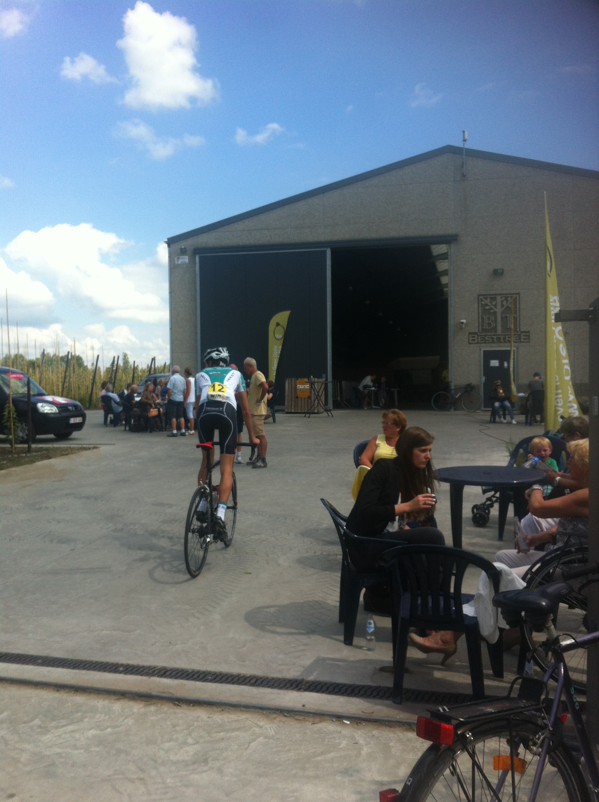 The local hops factory served as the Kalken Kermis registration area