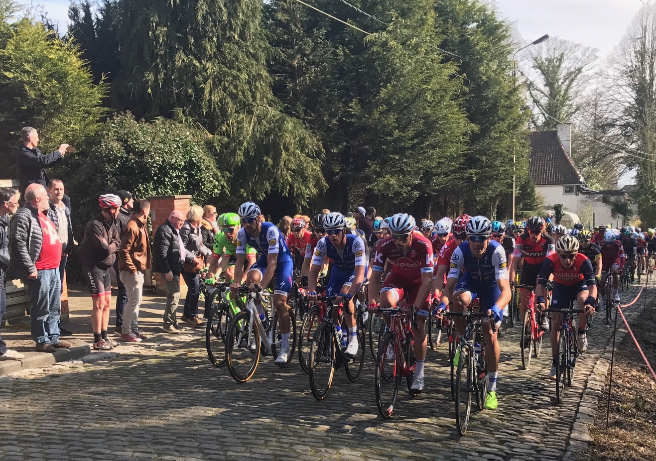 E3 Harelbeke 17 - Tom Boonen leads the peloton on the Old Kruisberg climb at Ronse
