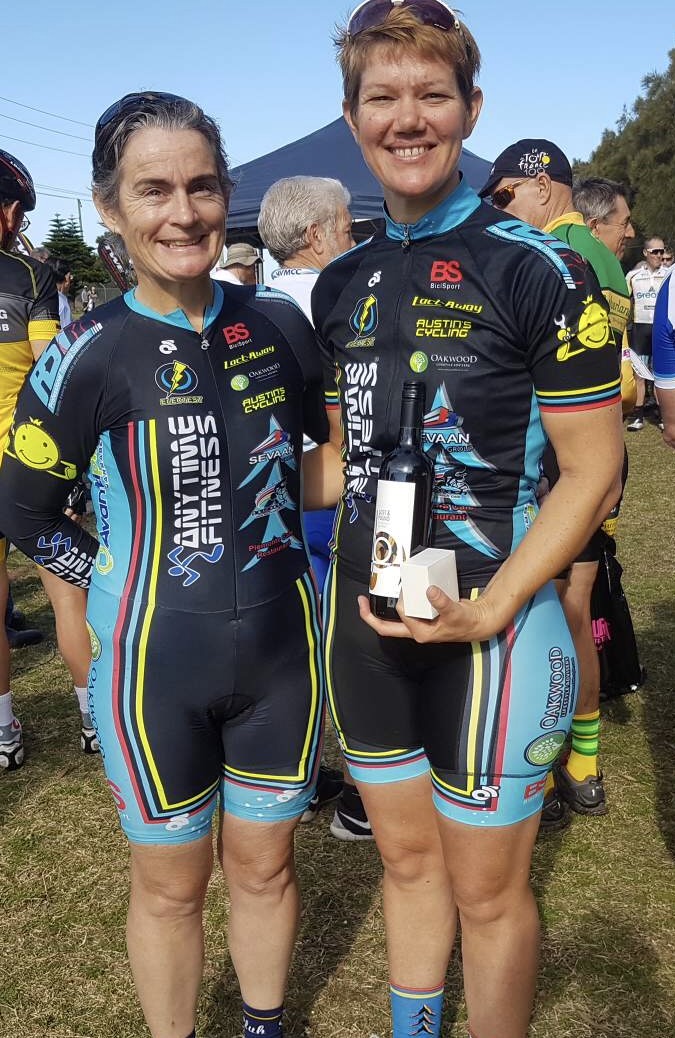 Cervelo Masters Kooragang 17 - Kirsty Flanagan (3rd woman Division 5), Ruth Strapp (1st woman Division 4)