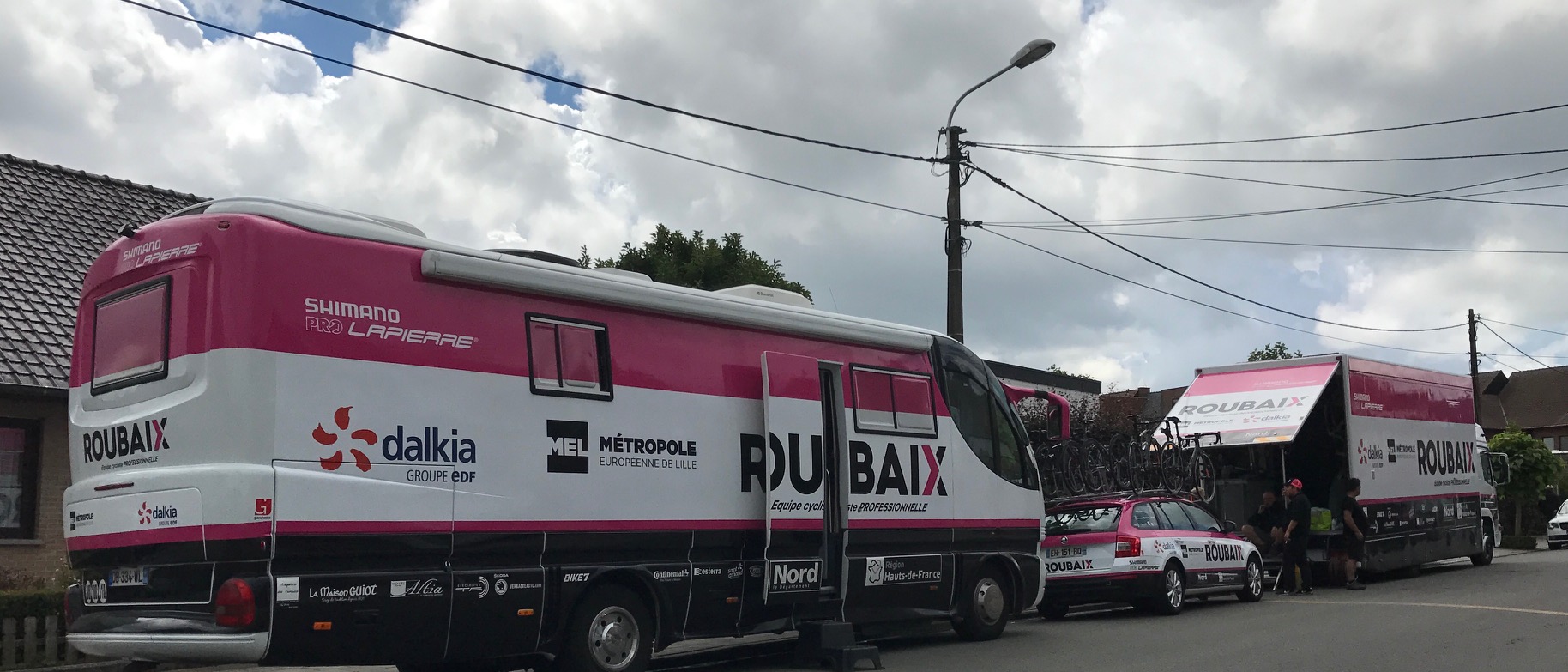 Westrozebeke 17 - The Belgian "Interclub" series are selection only races and the calibre of the peloton is significantly higher than a more traditional Belgian Kermesse peloton (where anybody with a UCI Elite licence can enter). The Roubaix Lille Metropole team arrived in force. 