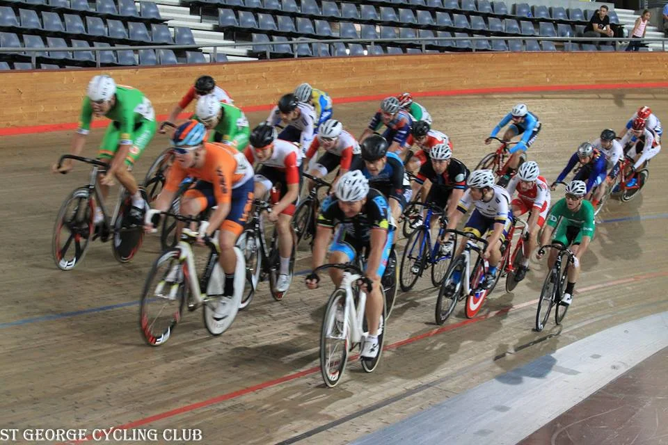 Clarence Street Cup Final 2018 - Graham Cockerton in the thick of the action towards the bell lap