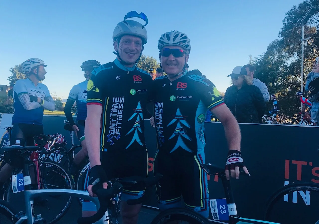 L’Etape 18 @ Jindabyne @ 1 Dec - Tom Green & Graham Cockerton (BiciSport Anytime Fitness) at the start