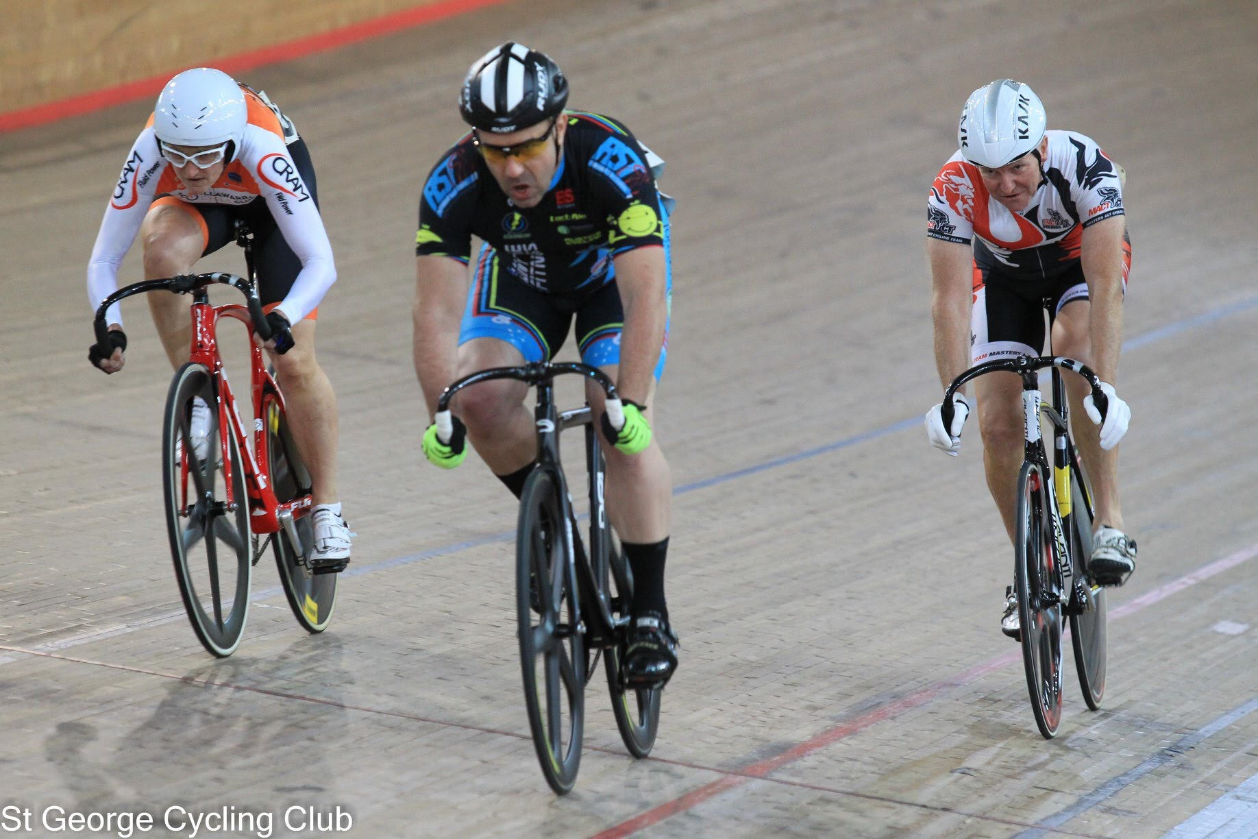 Sprint Grand Prix #3 @ DGV @ 16 Feb - Damien Bottero takes a win