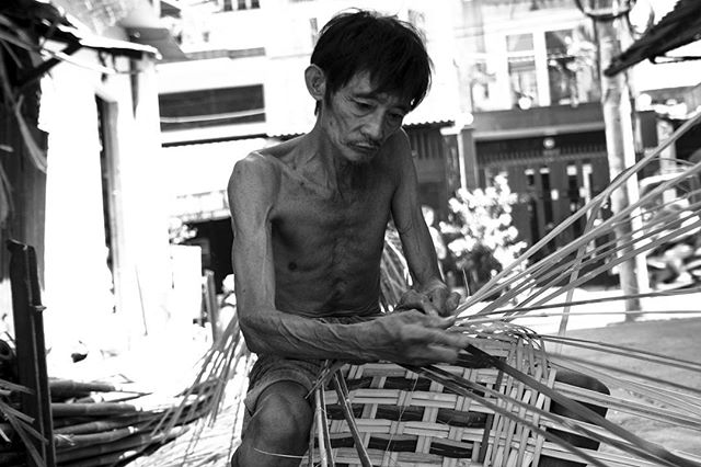 Basket making in Ho Chi Minh City, Vietnam. 
#travelphotography #travel #hochiminhcity #basket #handcraft