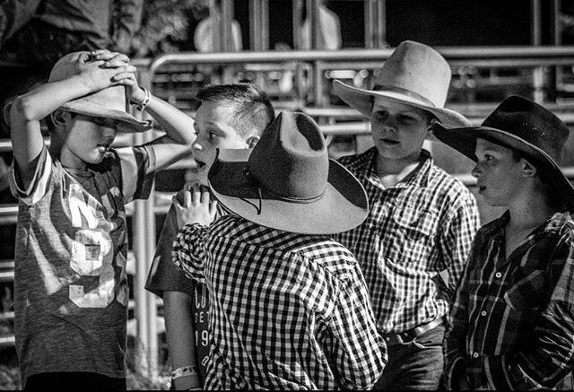 Talking serious business. ..
..
..
#broomerodeo #rodeo #cowboys #seriousbusiness #photography #broome #kimberley