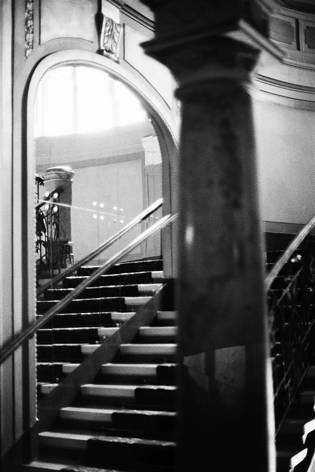025-1.jpg