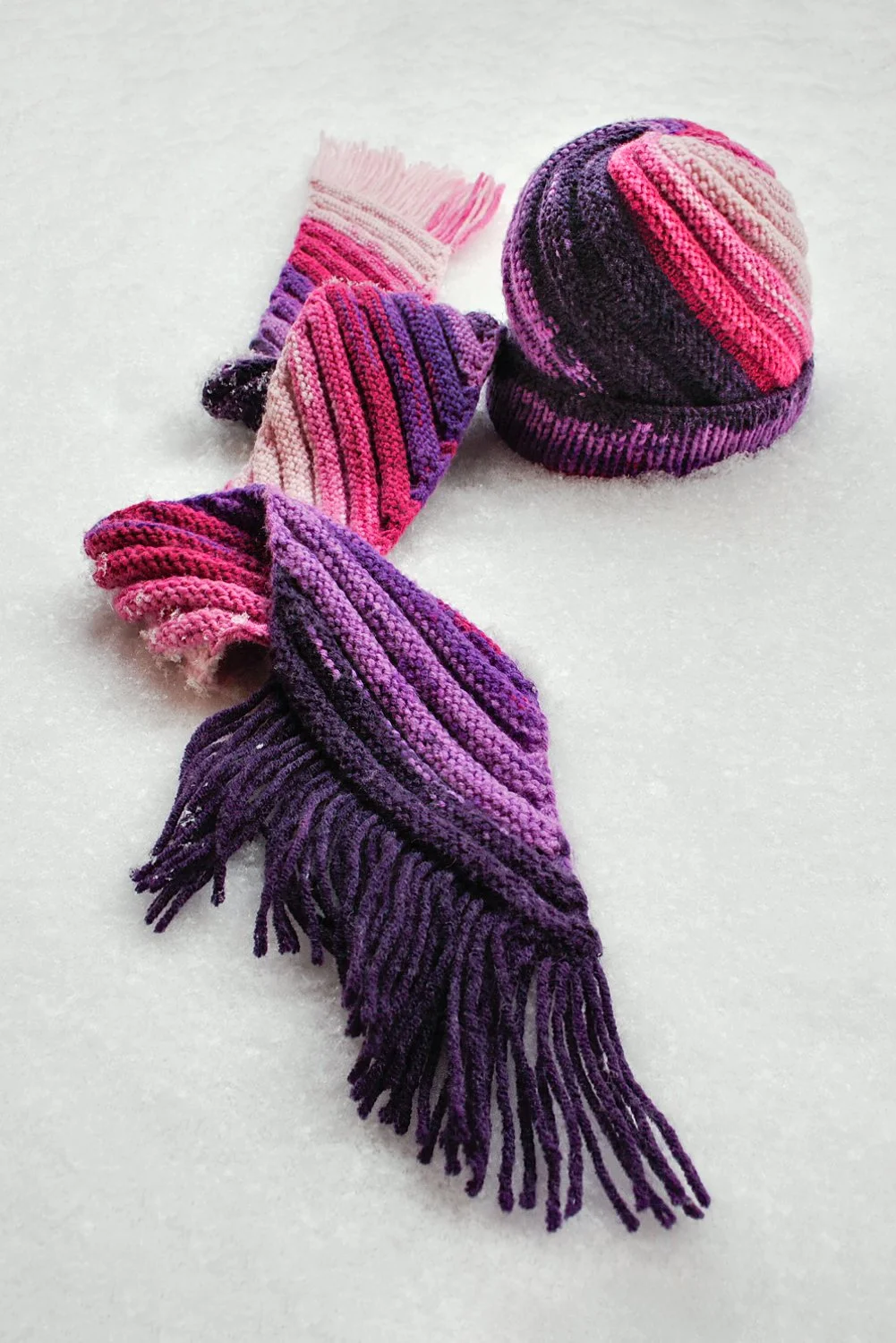 04__Valknitting_Scarf_Hat_Diagonals.jpg