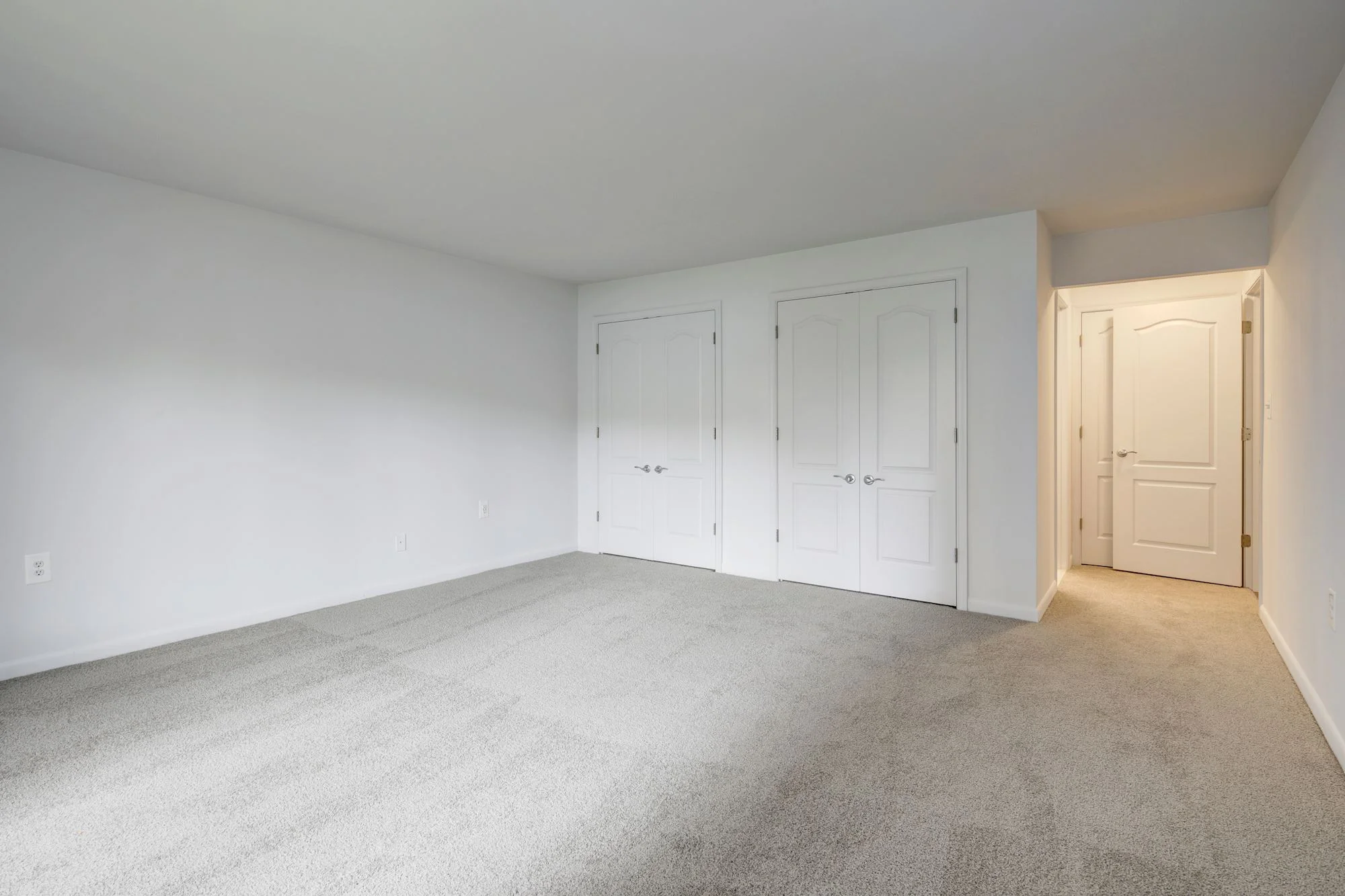 Annen Woods Apartments in Pikesville, MD - Bedroom