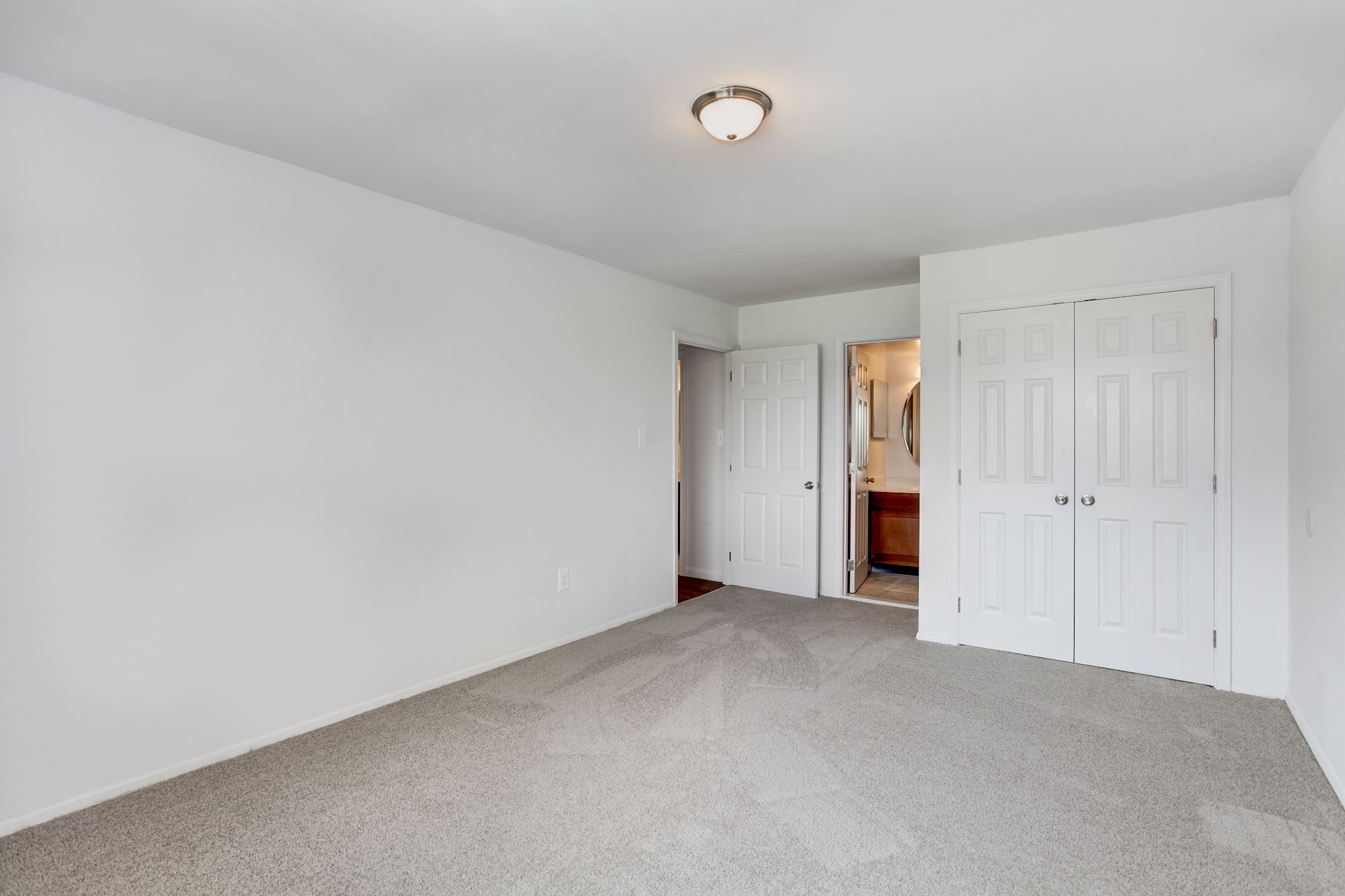 Rolling Park Apartments in Windsor Mill, MD - Bedroom