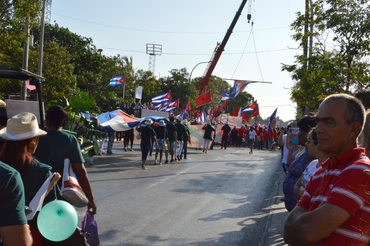 Varadero-May-Workers-Day-parade-people-watching.jpg