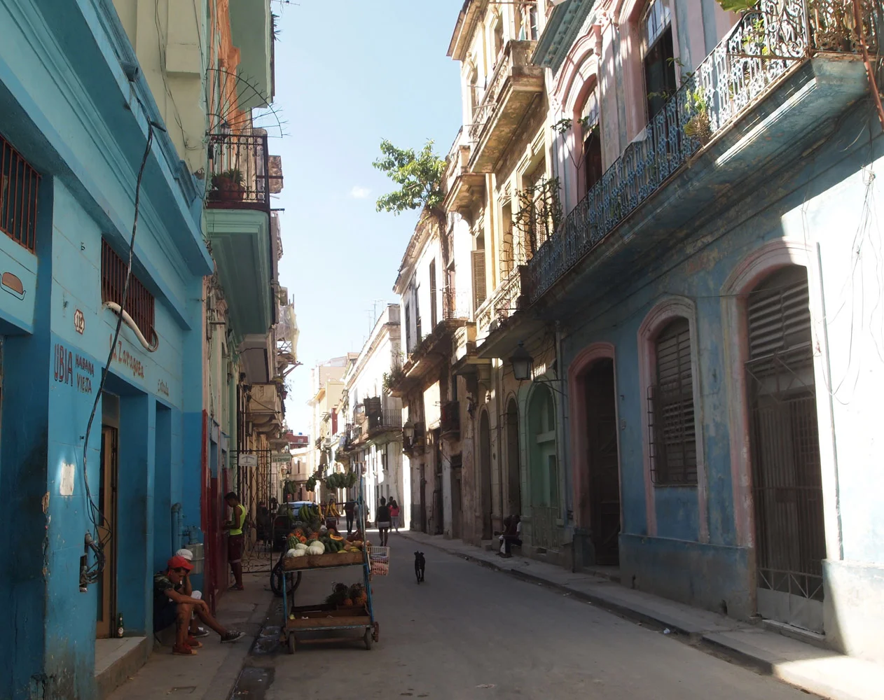 Cuba-Havana-Vieja-Aguiar-Street.jpg