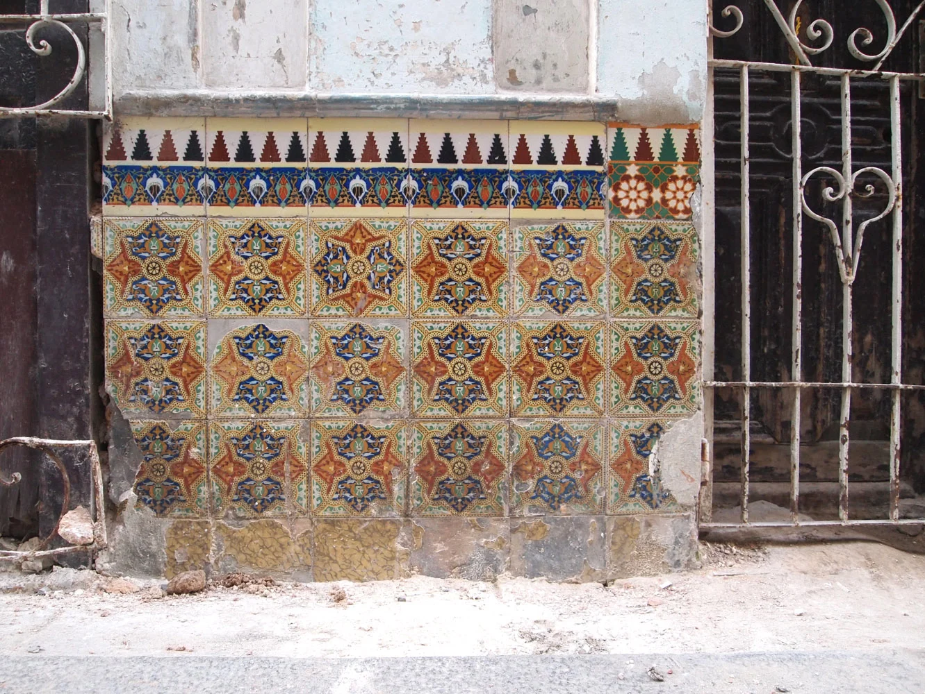 Cuba-Havana-Street-Tile-Pattern.jpg