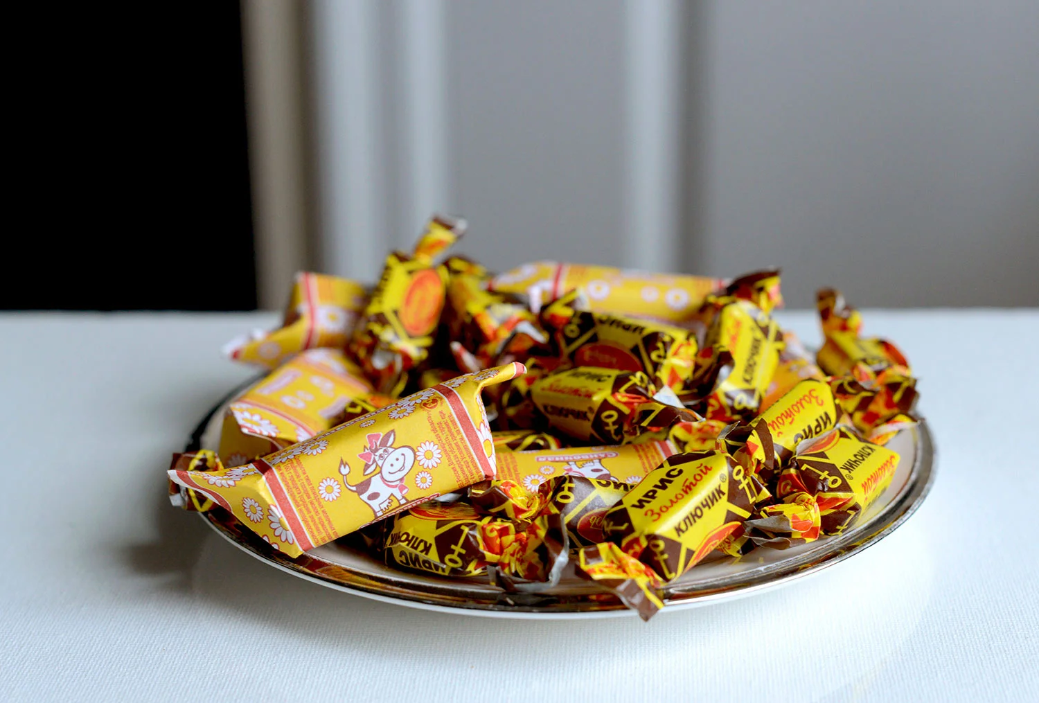 Russian-Candy-Iris-Slivochnaya.jpg