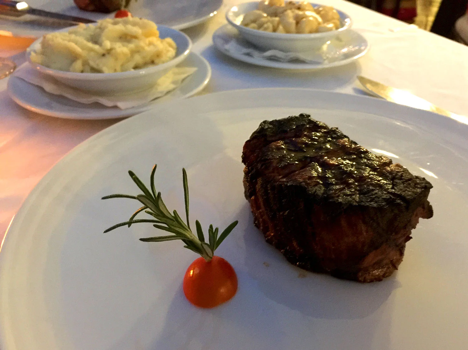Giselle Ayupova — Aruba Palm Beach Vacation Part 2 Restaurants
