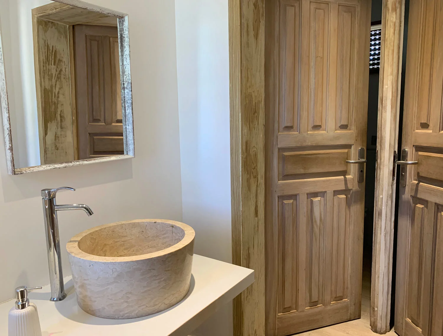 Saint-Martin-Anse-Marcel-Restaurant-Bathroom.jpg