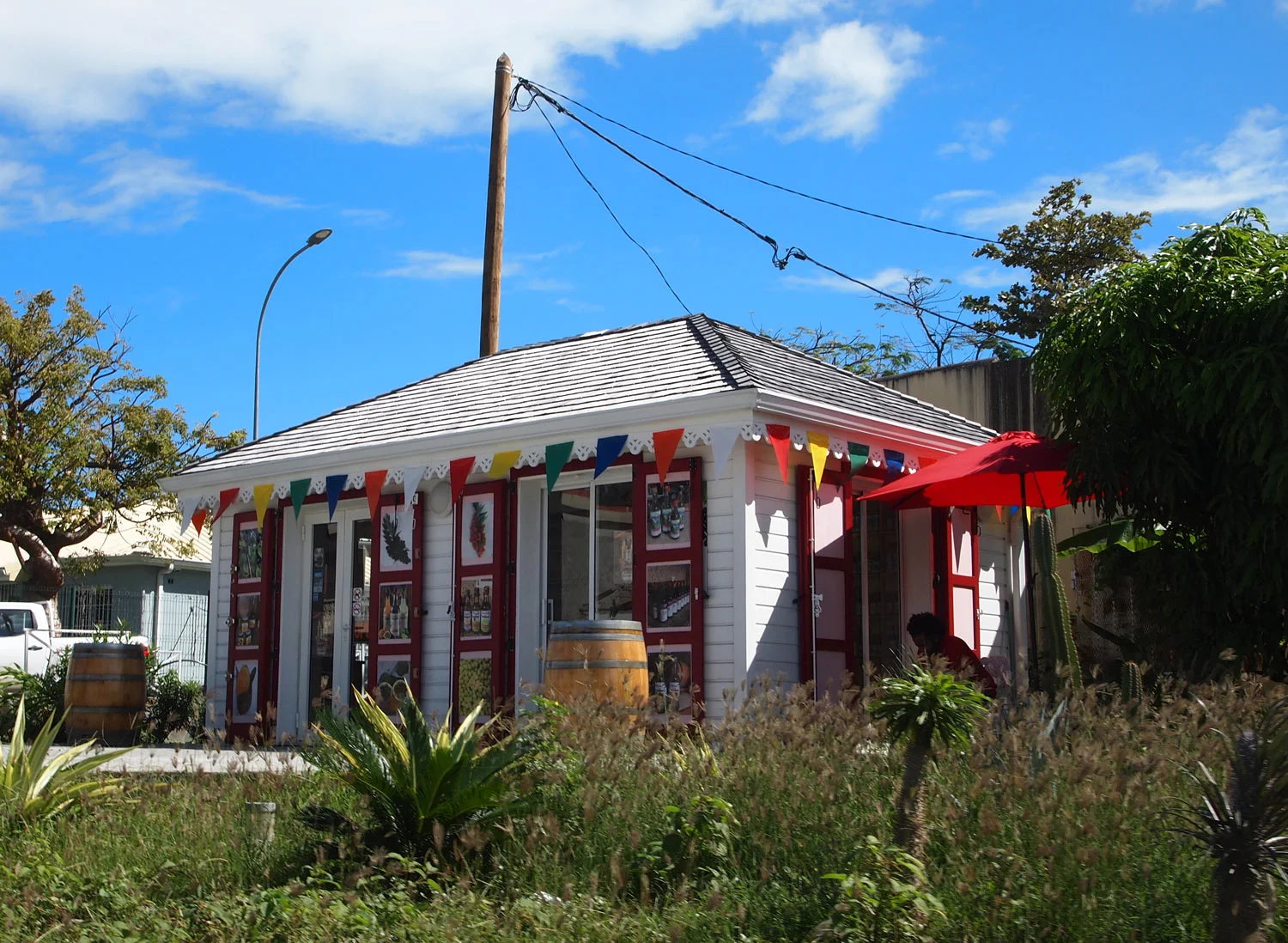 Saint-Martin-Marigot-Guavaberry-Colombier-Tradition.jpg