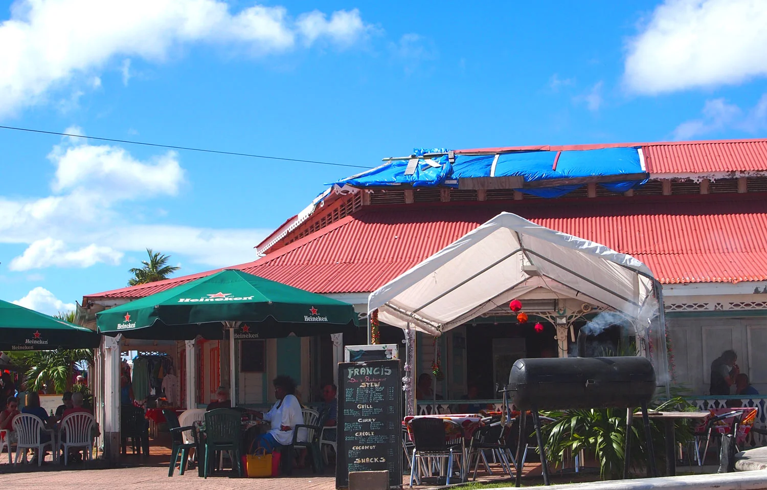 Saint-Martin-Marigot-Francis-Restaurant-A.jpg