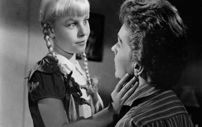 Warner Brothers' outrageously campy The Bad Seed (1956, LeRoy) was embraced by audiences and the Academy alike - it received four Oscar nominations, including three acting nods.