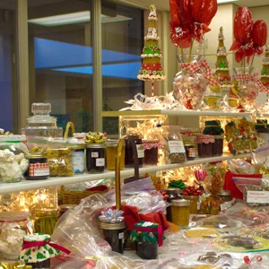 SweetShop2.jpg
