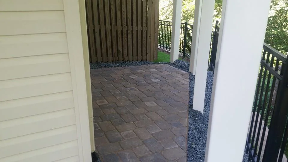 Sandlewood Paver Patio