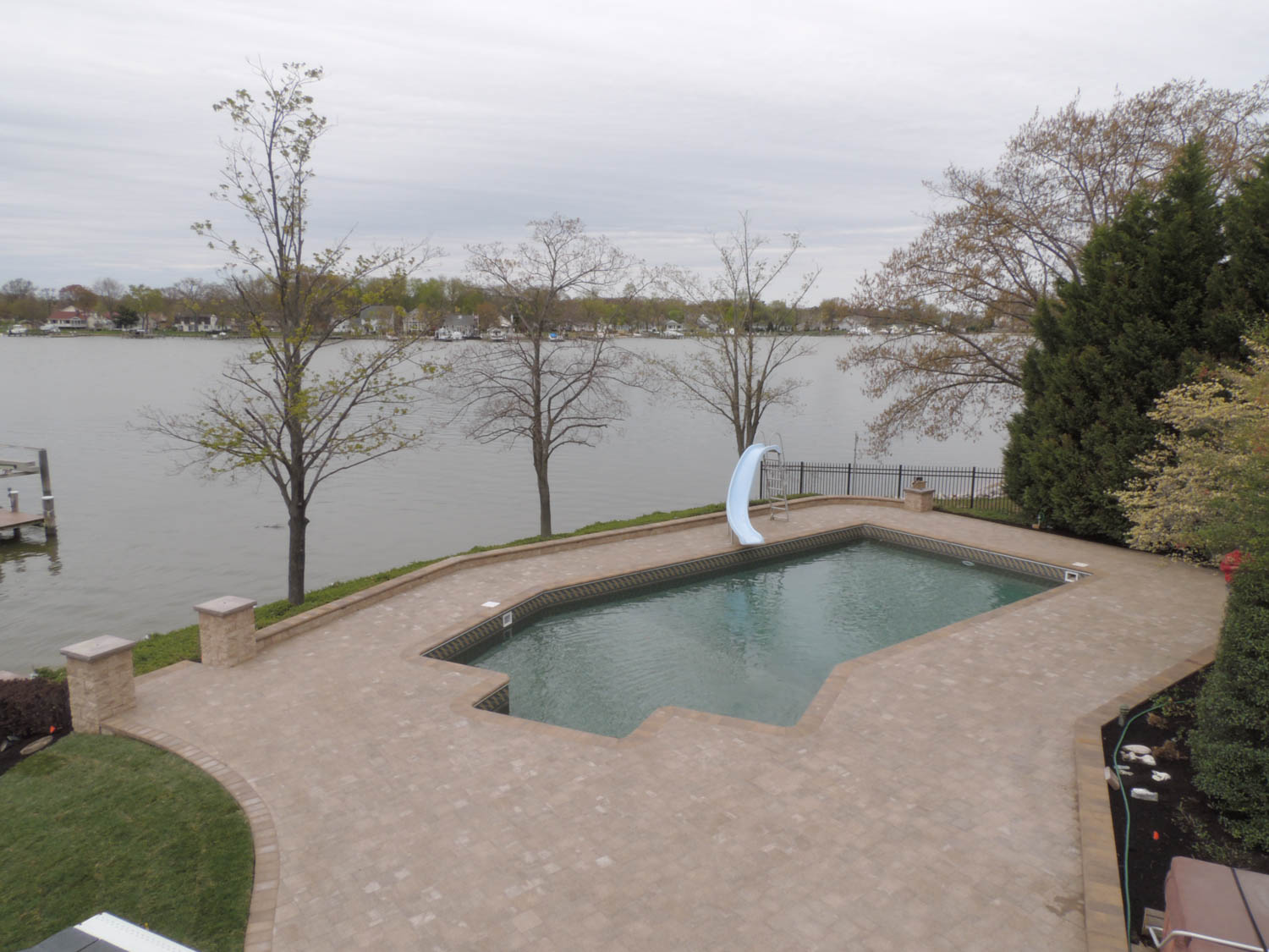 Pool Deck Builder in Maryland