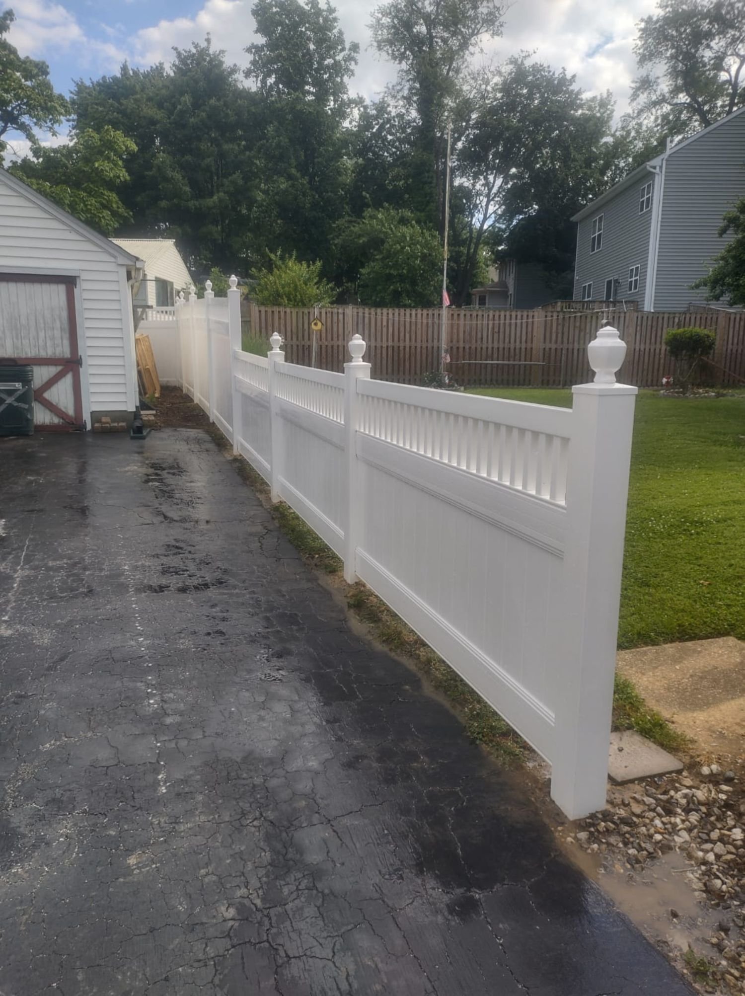 Customizable Pvc Fence π¦ Custom Fence Pictures - Maryland Decking - Decks, Patios, and Fencing