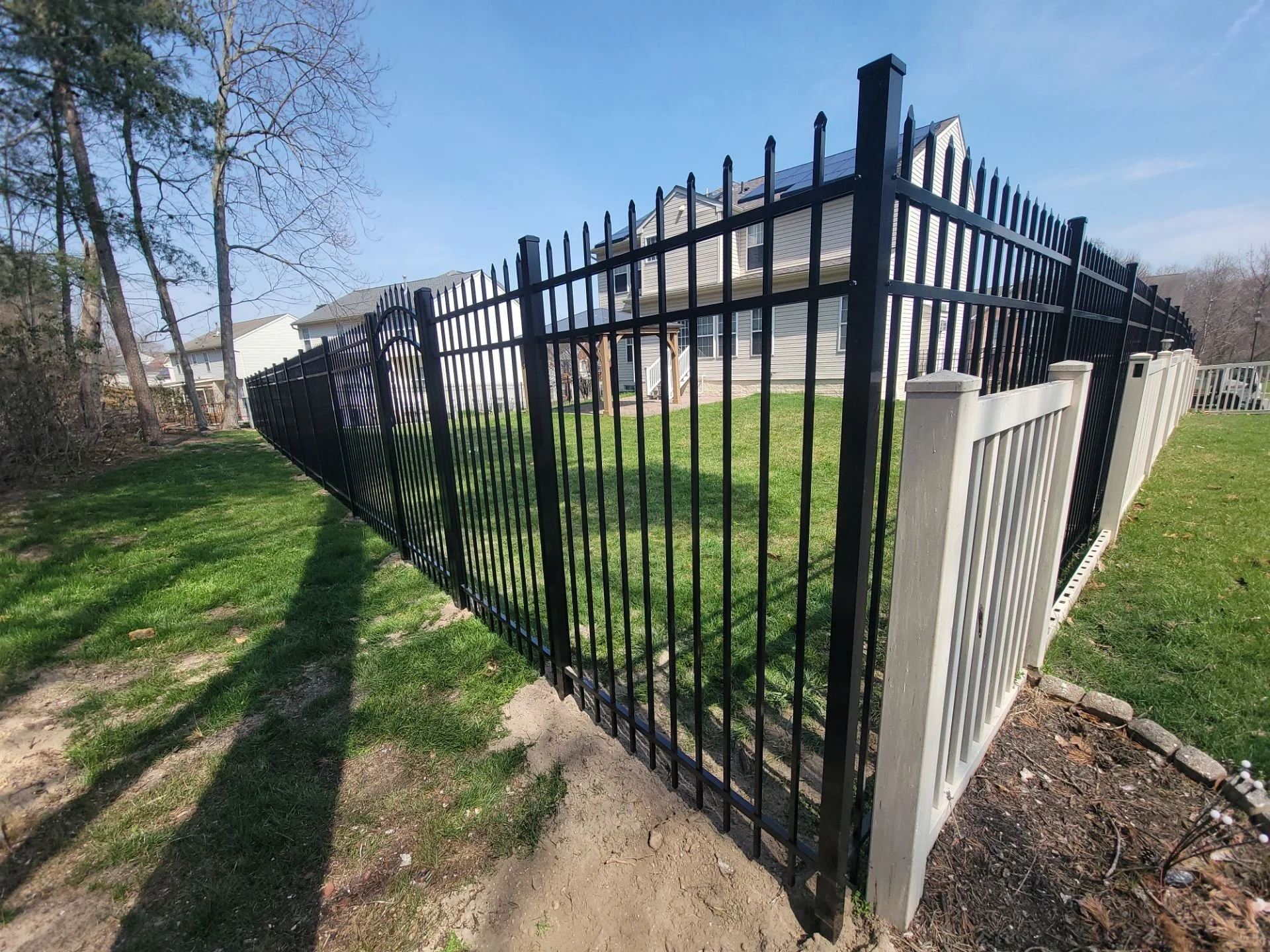 alum fence (4).jpg