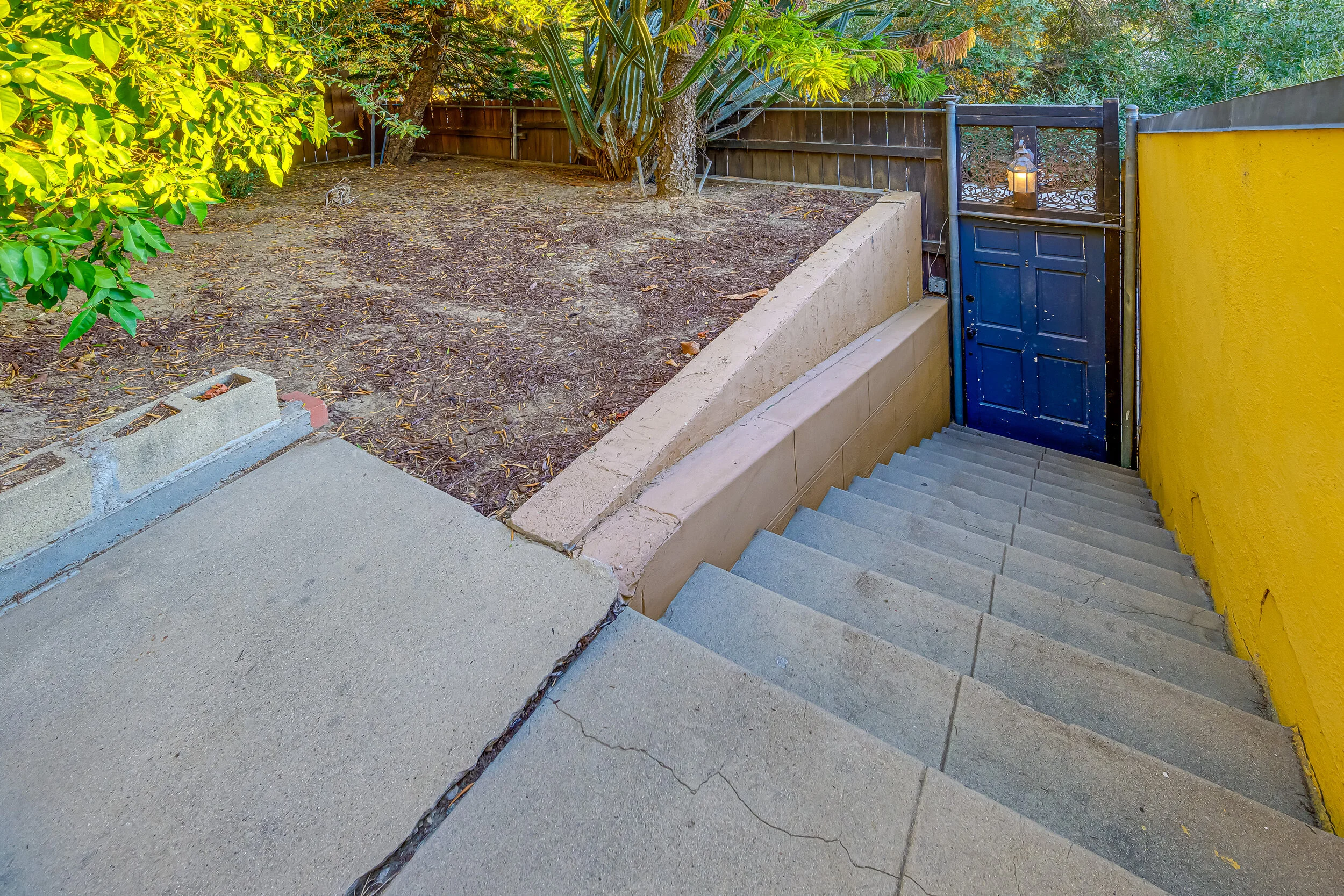 HIGHRES-RH7_8970-EF.jpg