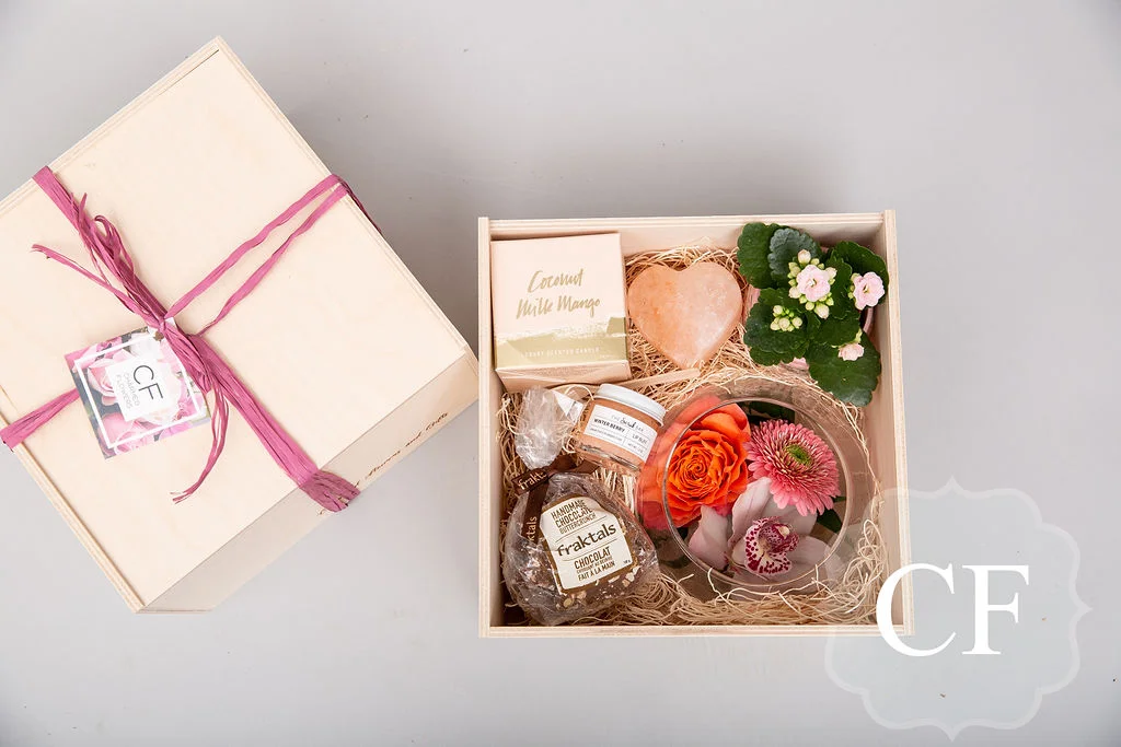 send gift baskets Waterloo ON