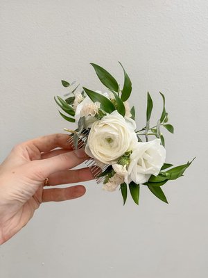 Hair Comb — Charmed Flowers | Waterloo Florist | Buy Flowers Online for  Delivery