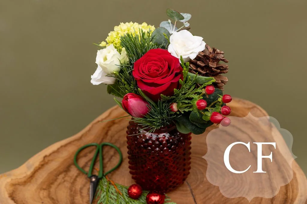 Ruby mini holiday arrangement