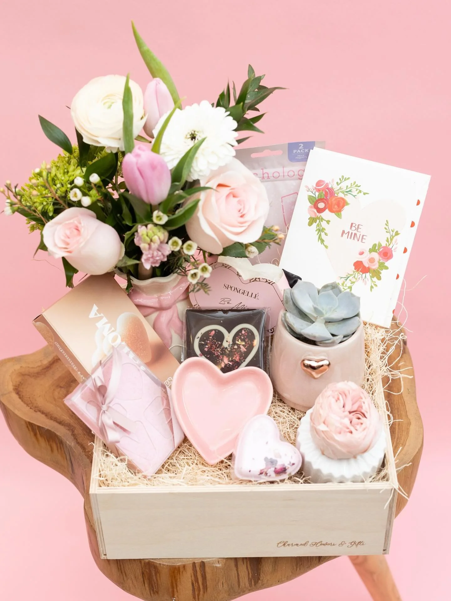 The Sweethearts Bundle 💕 We are your one stop shop this Valentines! Sweets ✔️Flowers ✔️ Card ✔️ Bath Products ✔️ and a lot of unexpected finds too!