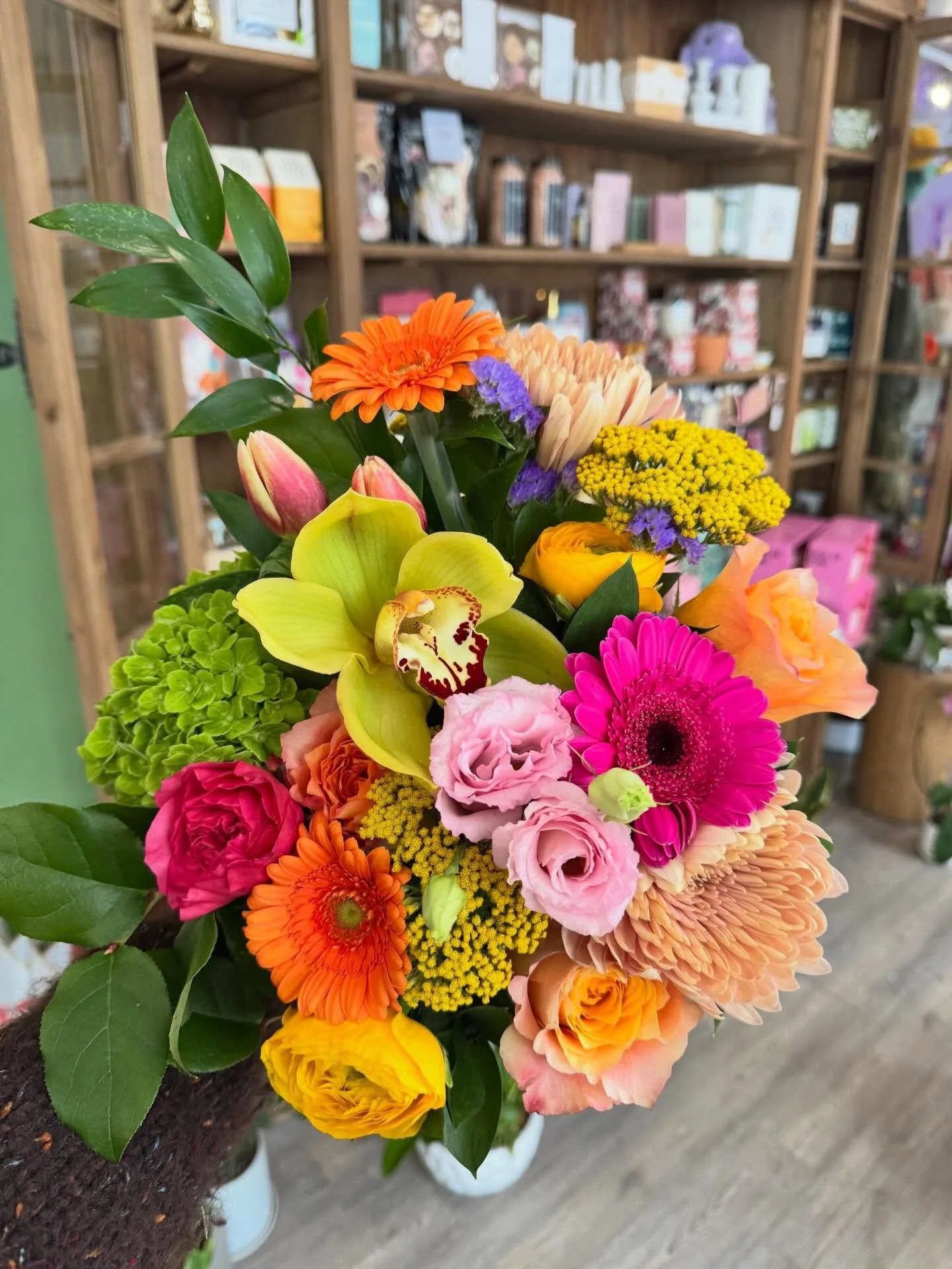 It&rsquo;s going to finally warm up this week! Celebrate with flowers! 💐