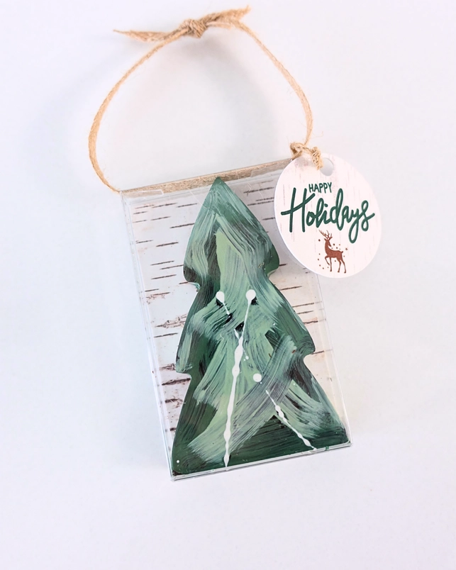 Crunchy Peppermint Evergreen Tree π