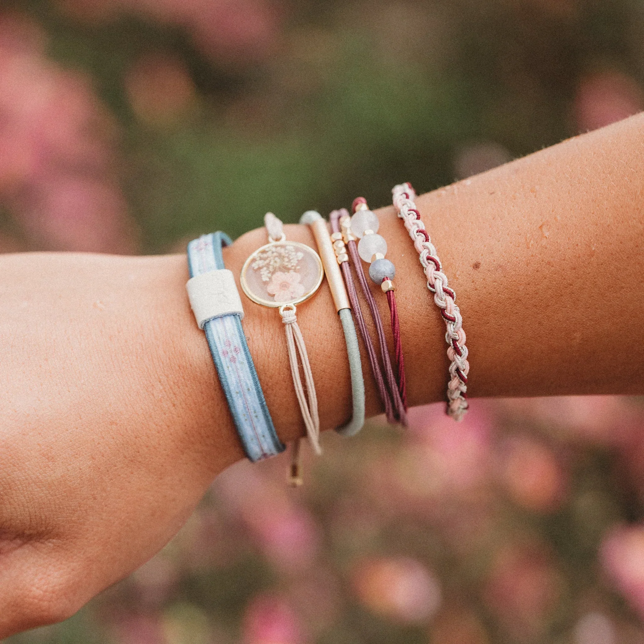 Set of 5 Hair Tie Bracelets in the style "Bloom" Maroon & Pink with Pressed Flowers