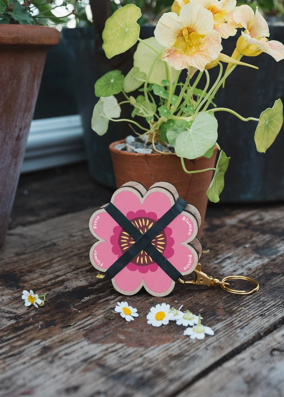 Mini Flower Keychain Press