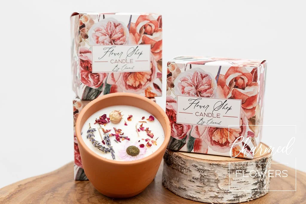 Charmed exclusive Flower Shop Candle with floral scent and petals