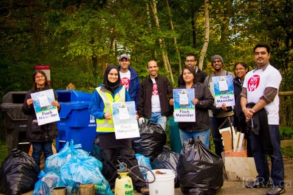 Toronto Muslims join National Environmental Cleanup