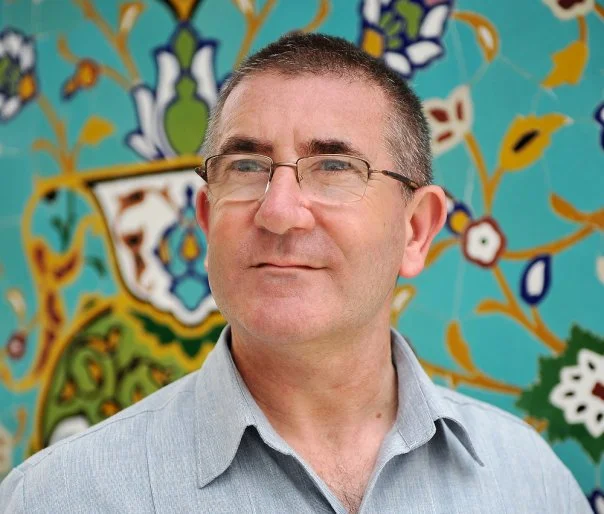 Idris Tawfiq Dwells in the Gardens of Islam