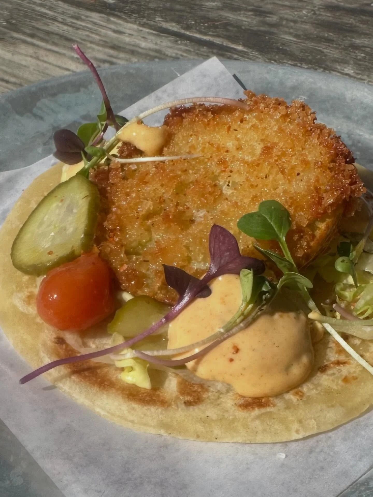 Fried Green Tomato / Iced Burg, Blistered Tomatoes, Spicy Pickles, Remoulade