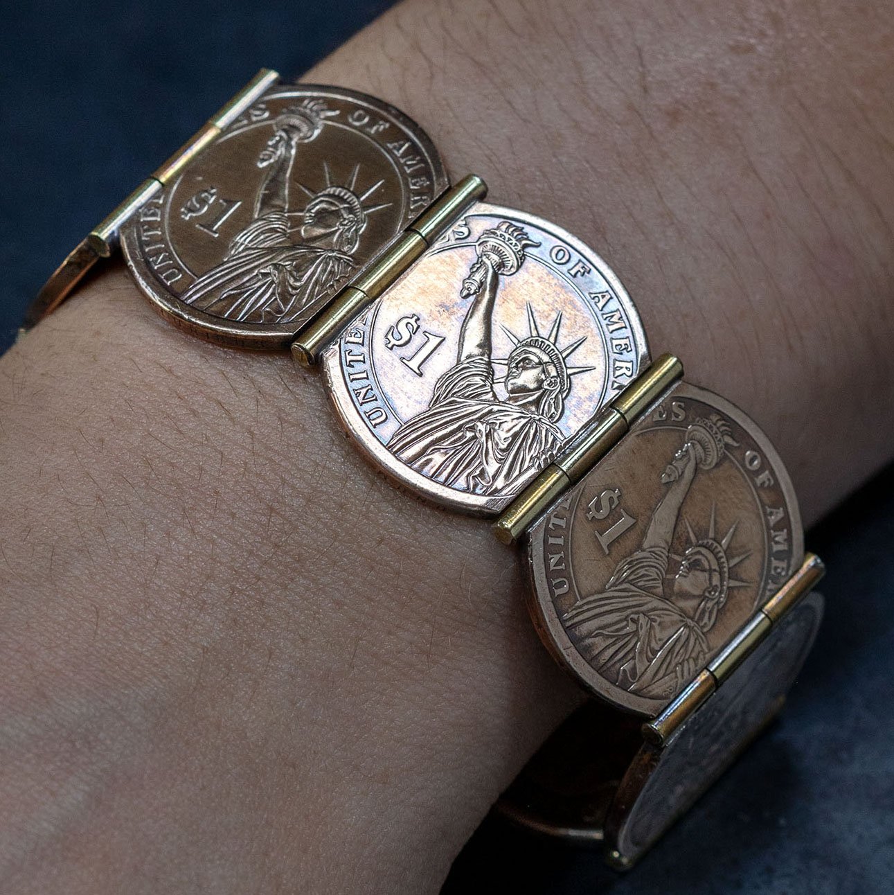 Bracelet_StatueOfLibertyHinged_4SQ.jpg