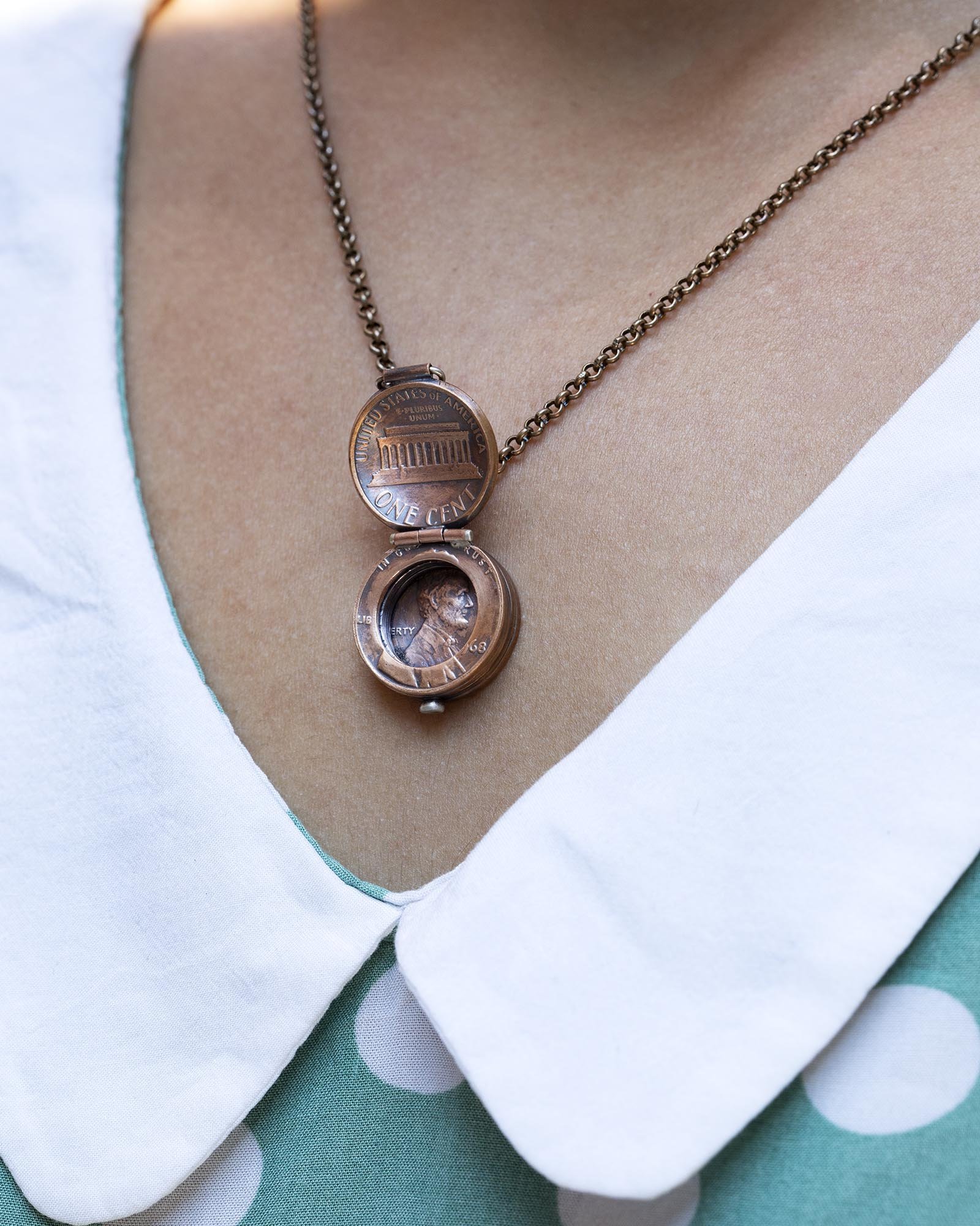 LincolnSkullLocket_7b.jpeg